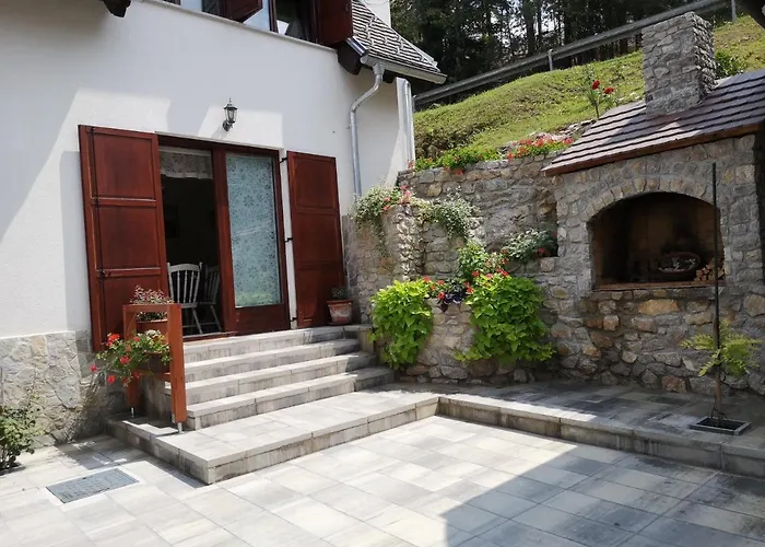Holiday House Kod Ajke