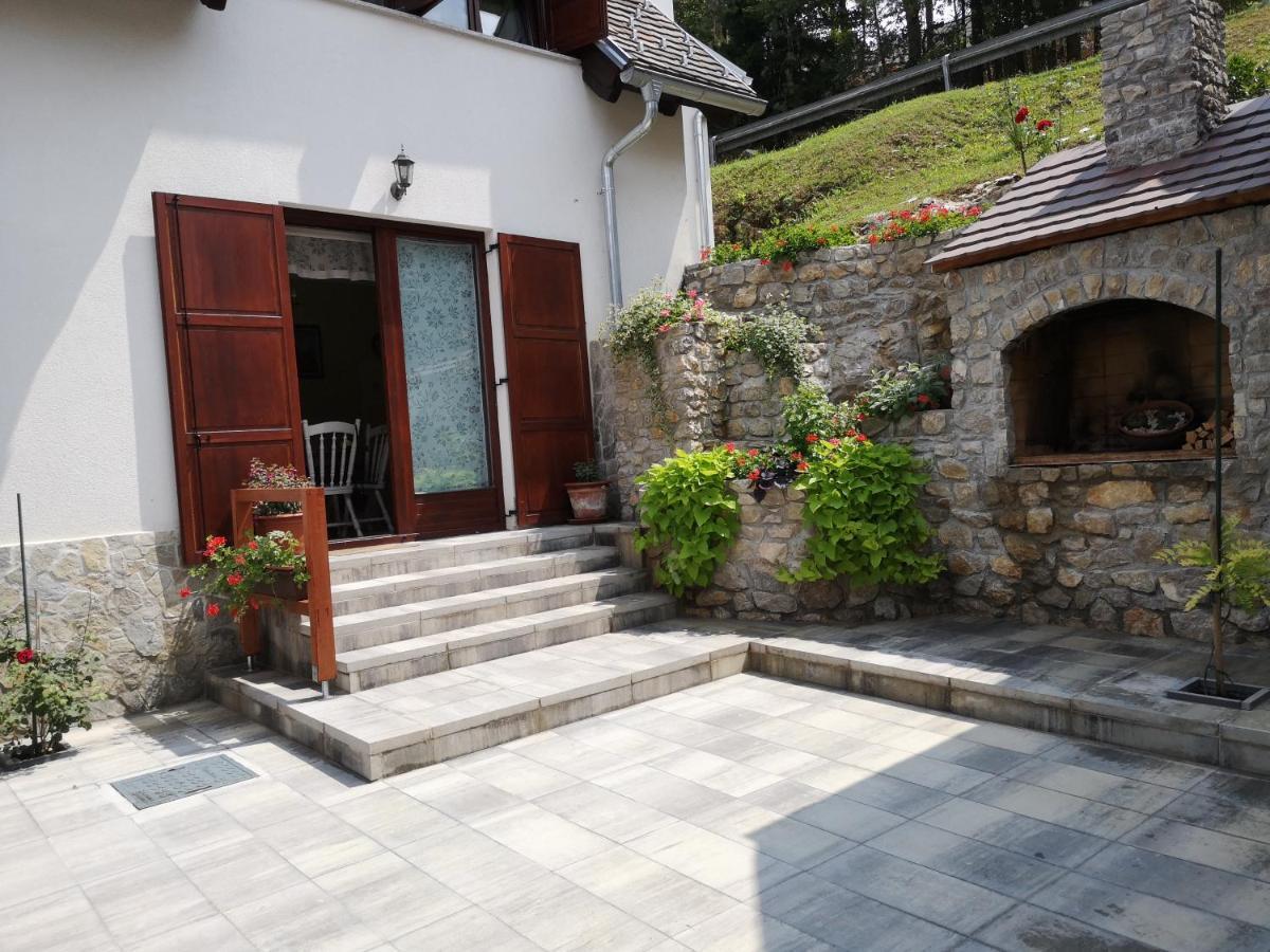 House Kod Ajke *